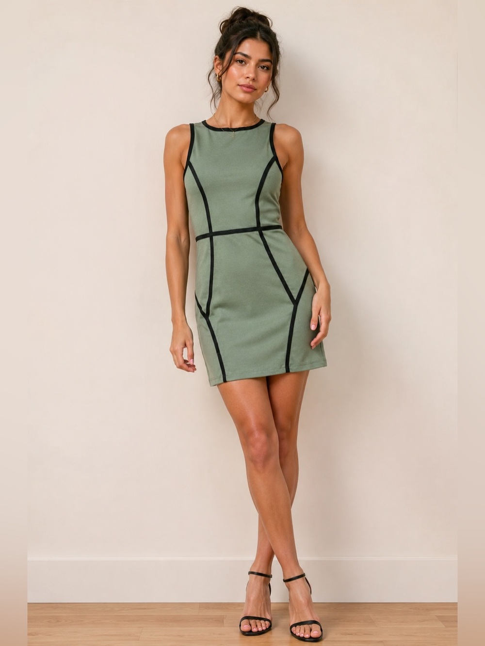 Jack Sleeveless Green Dress w/ Black Piping Size 4